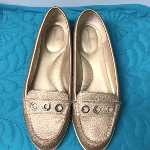 Gold Bandolino Flats Sz 7M